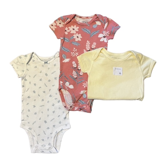 3 Pack Girls 3-6M Short Sleeve Onesies Bundle - Picture 1 of 5
